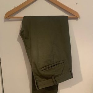 J Crew slim chino 31x32 green / olive